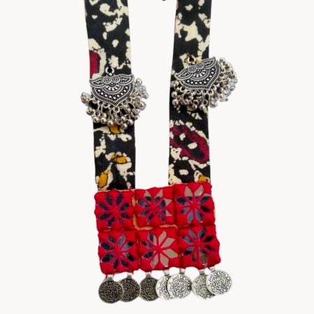 Black And Red Mirror Long Necklace